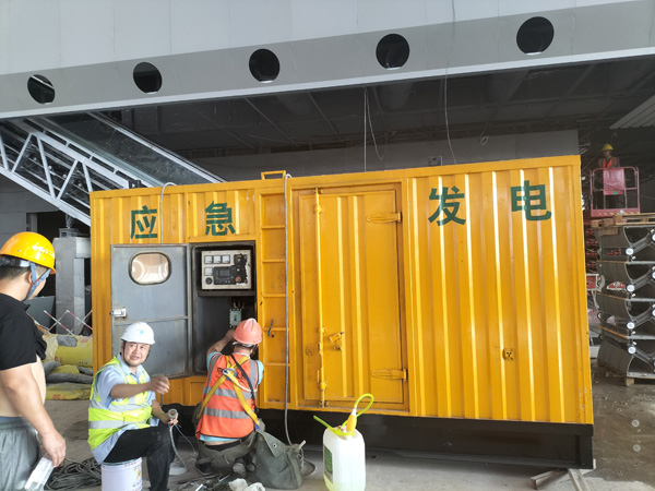 黔江怎样判断空气滤清器是否需要更换？